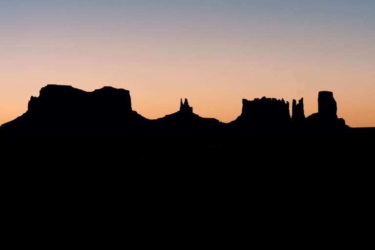 I profili montuosi della Monument Valley a protezione della Navajo Nation